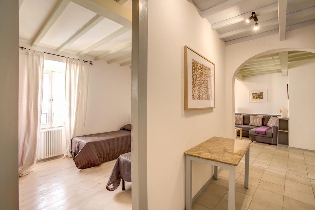 Three Bedroom Apartment Campo Dei Fiori ローマ エクステリア 写真