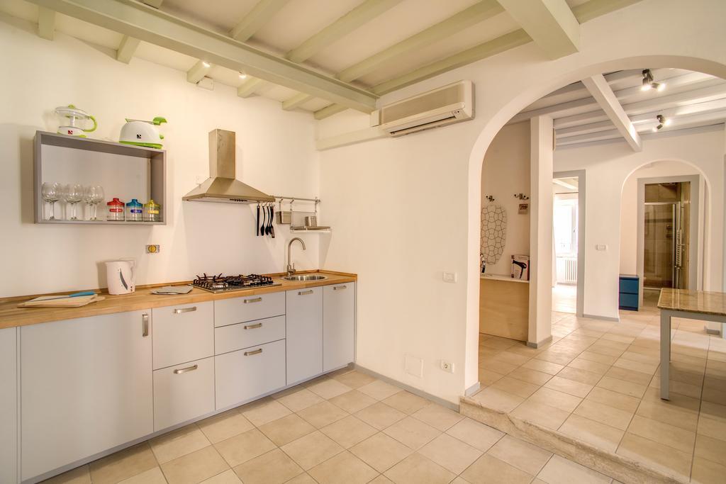 Three Bedroom Apartment Campo Dei Fiori ローマ エクステリア 写真